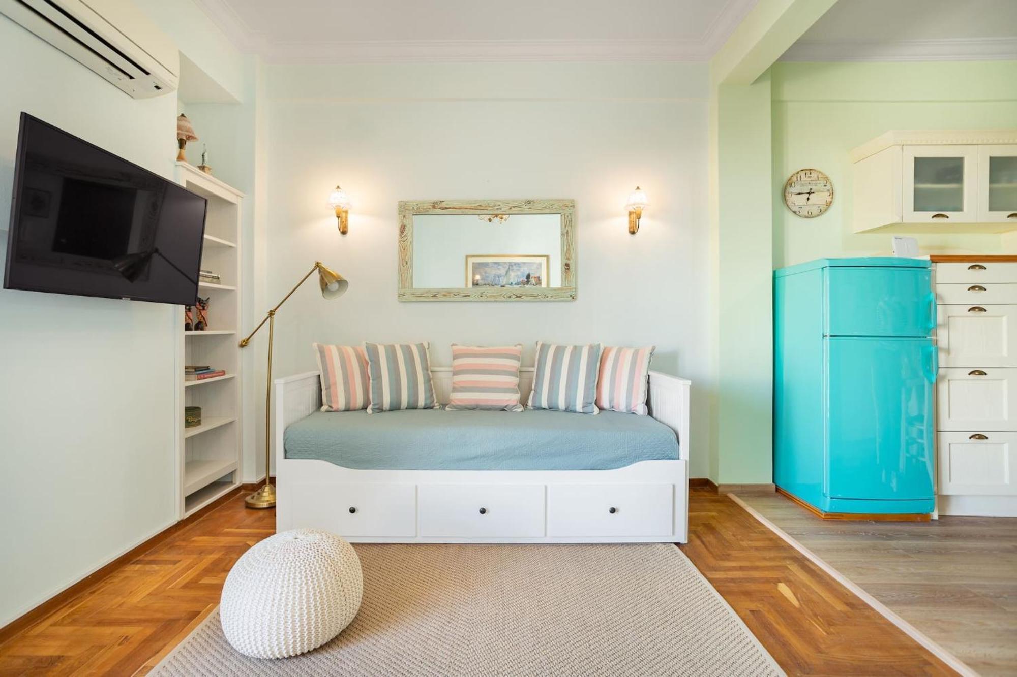 雅典Bright, Calming Retreat With A Balcony Near Metro!公寓 外观 照片